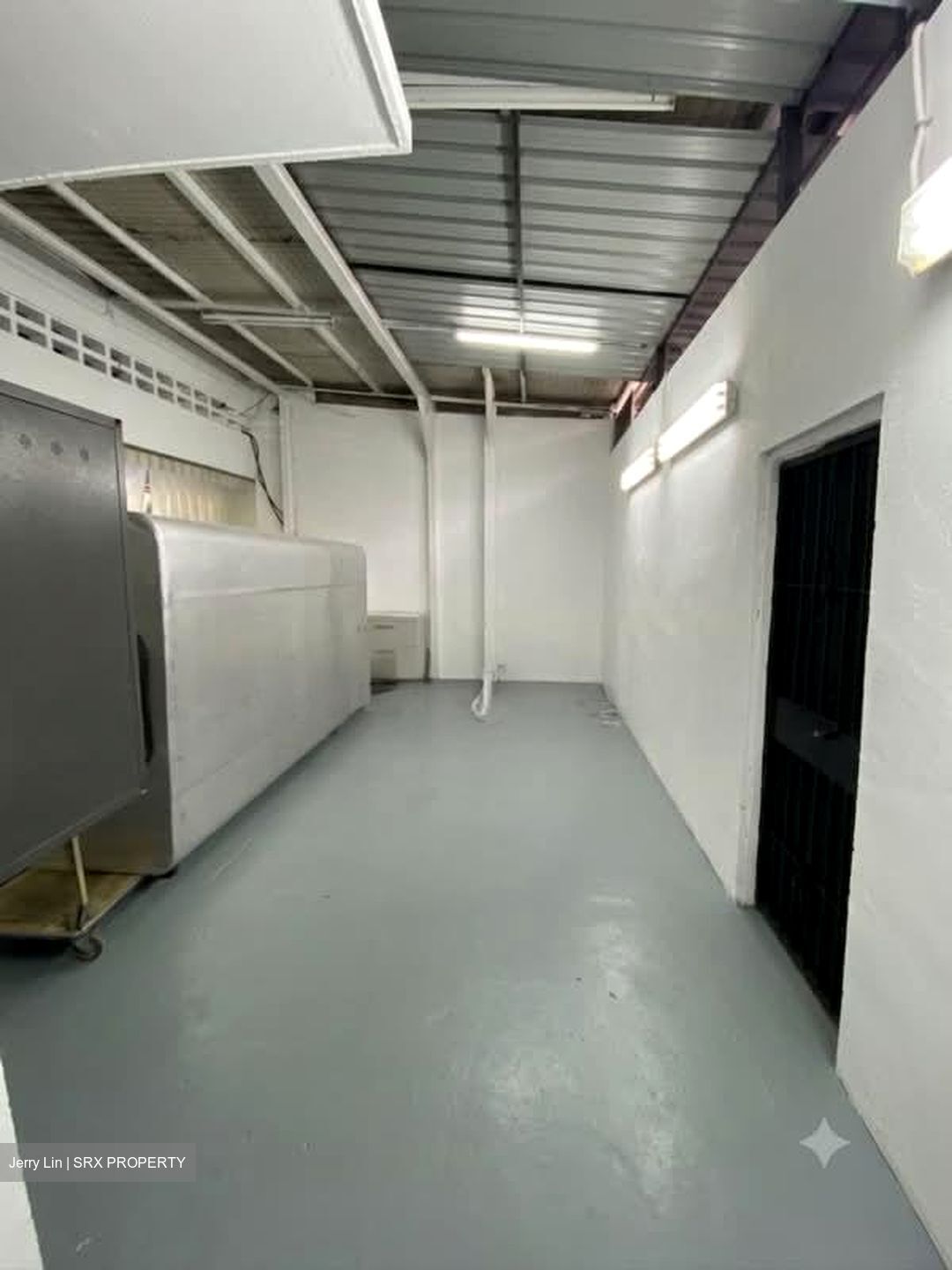 Senang Crescent (D14), Factory #584854451